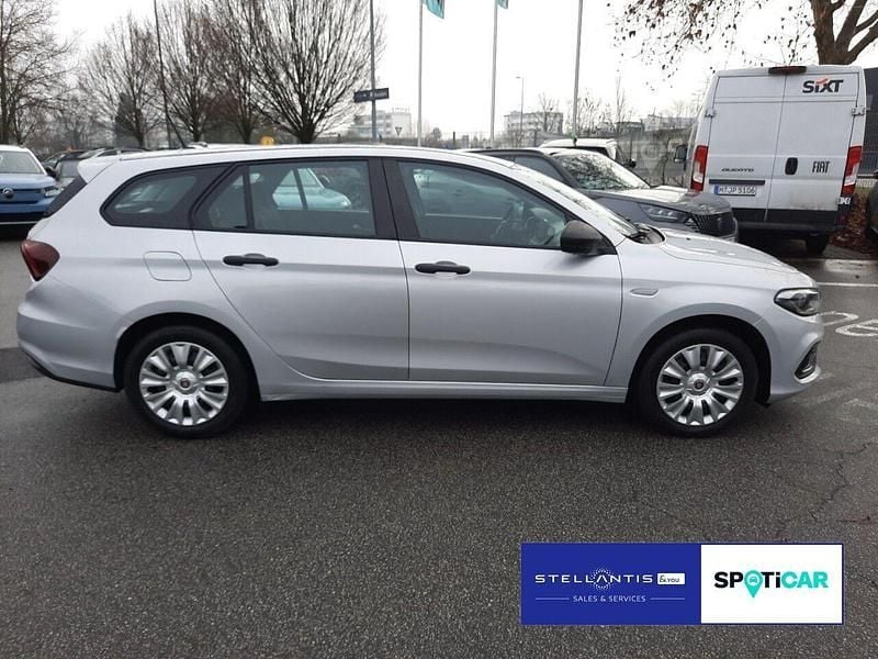 Gebraucht Fiat Tipo City Life 131 PS (96 kW) 2021 Grau Kombi