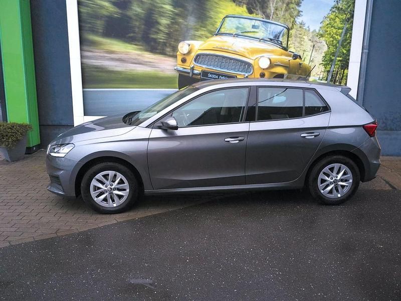 Gebraucht Skoda Fabia Ambition 110 PS (80 kW) 2022 Grau Limousine