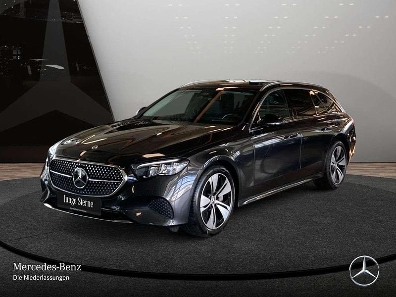 Gebraucht Mercedes E300 Advanced 197 PS (144 kW) 2024 Grau Limousine