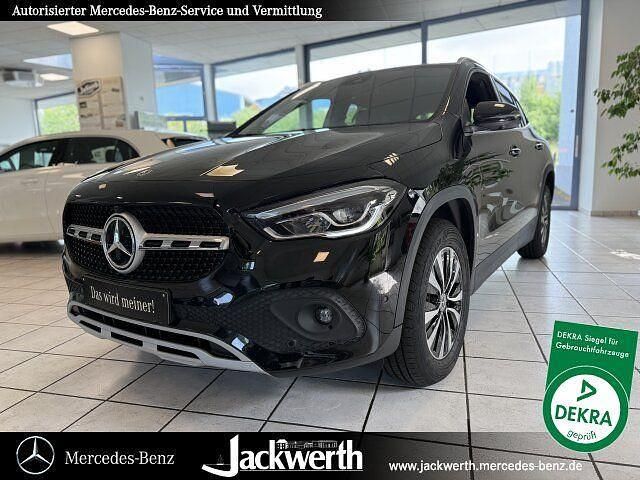 Schwarz Gebraucht 2021 Mercedes GLA250 Style SUV | 30.550 € (Guter Preis) - Bild 1/4