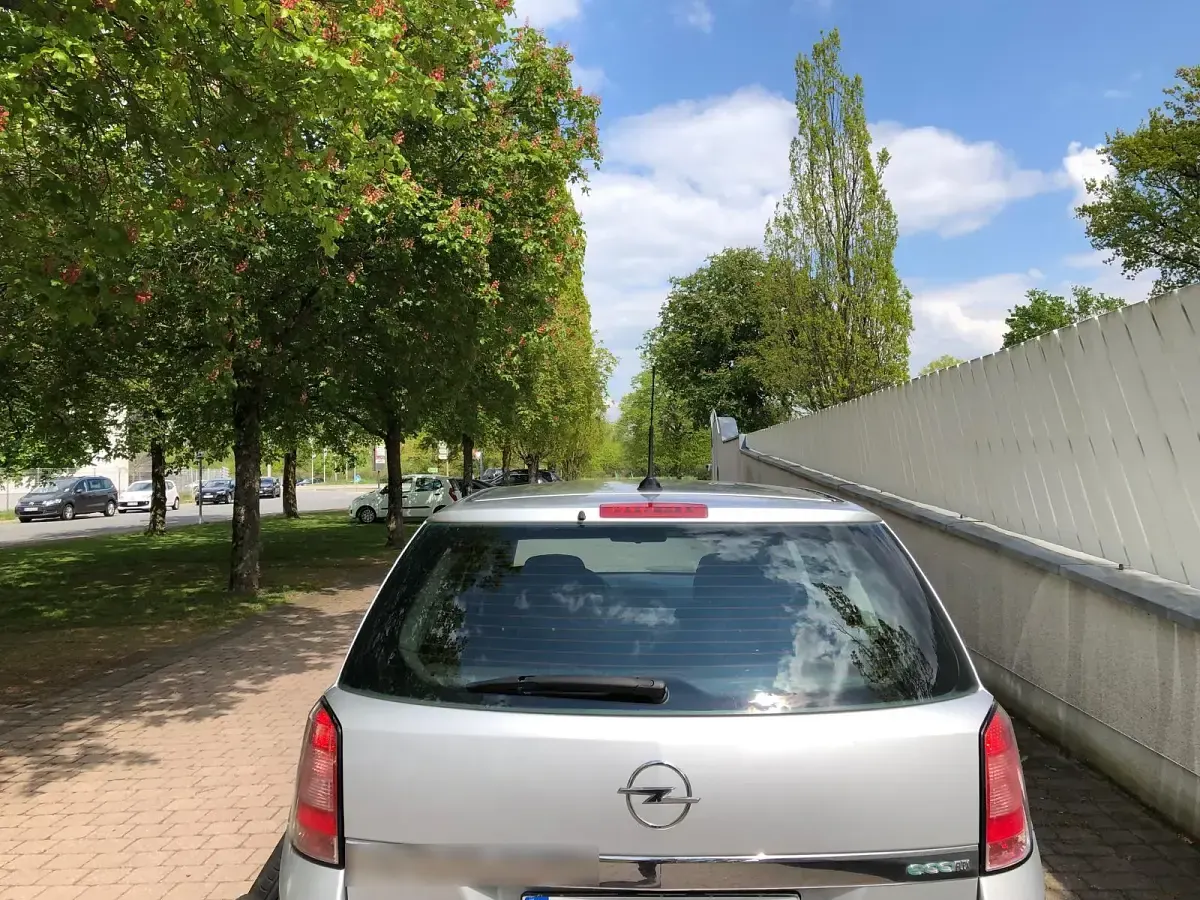 Gebraucht Opel Astra Eco 110 PS (80 kW) 2010 Silber Kombi