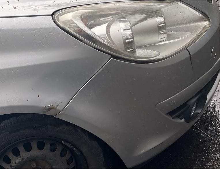 Gebraucht Opel Corsa 80 PS (58 kW) 2007 Silber Kleinwagen