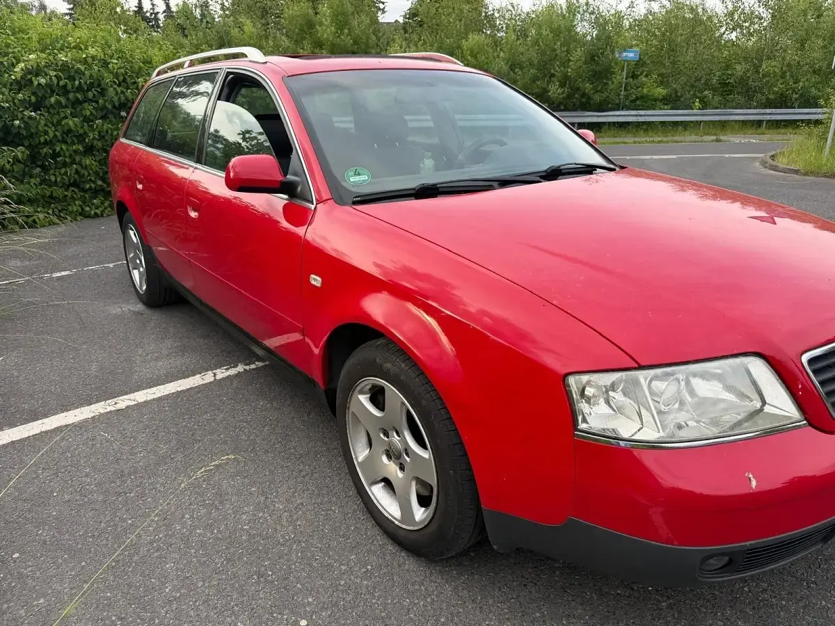 Gebraucht Audi A6 179 PS (131 kW) 2001 Rot Kombi