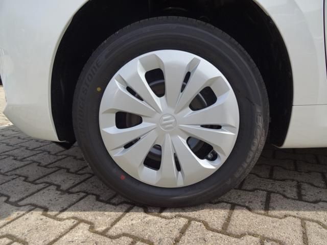 Neu Suzuki Swift Club 83 PS (61 kW) 2025 Weiß Kleinwagen