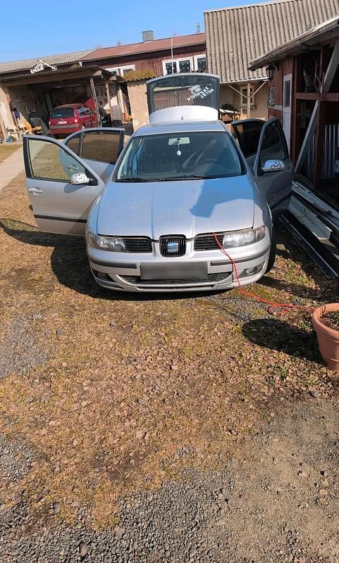 Gebraucht Seat Leon 100 PS (73 kW) 2002 Silber Kleinwagen