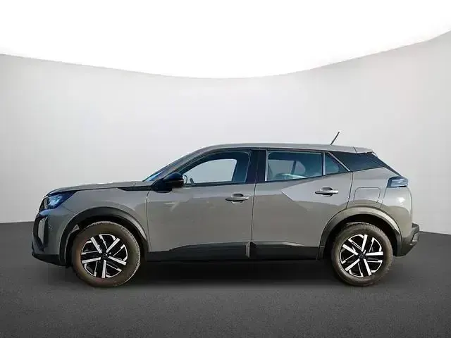 Gebraucht Peugeot 2008 Active 101 PS (74 kW) 2024 Grau SUV
