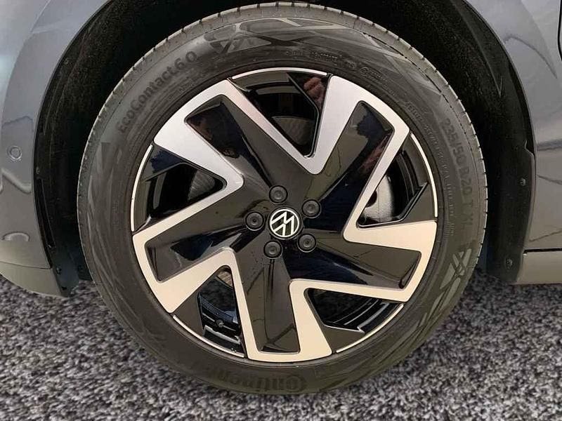 Neu VW ID. Buzz 210 kW (286 PS) 2026 Candyweiß/ starlight blue ... Van / Kleinbus