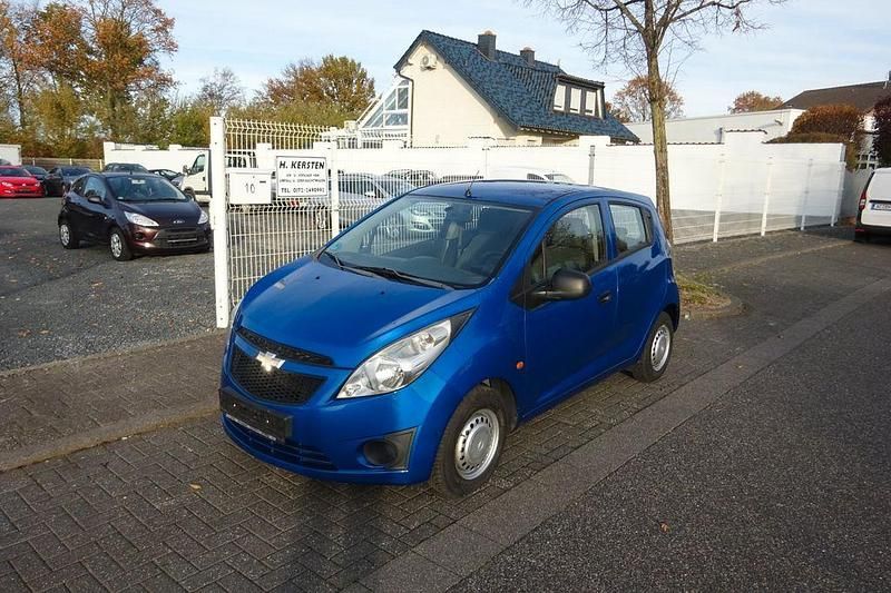 Blau Gebraucht 2011 Chevrolet Spark Kleinwagen | 2.450 € (Fairer Preis) - Bild 1/4