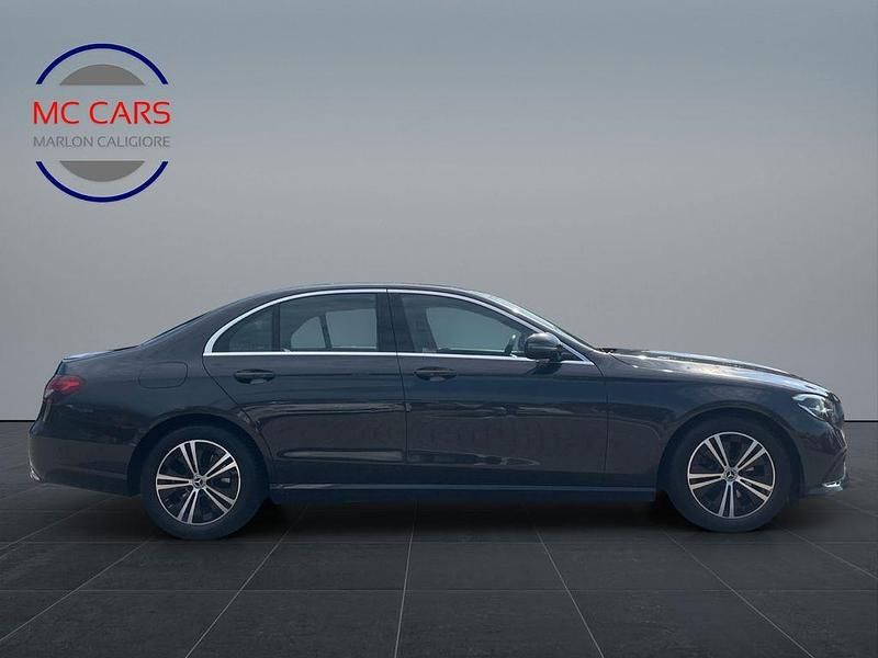 Gebraucht Mercedes E200 160 PS (117 kW) 2021 Grau Limousine