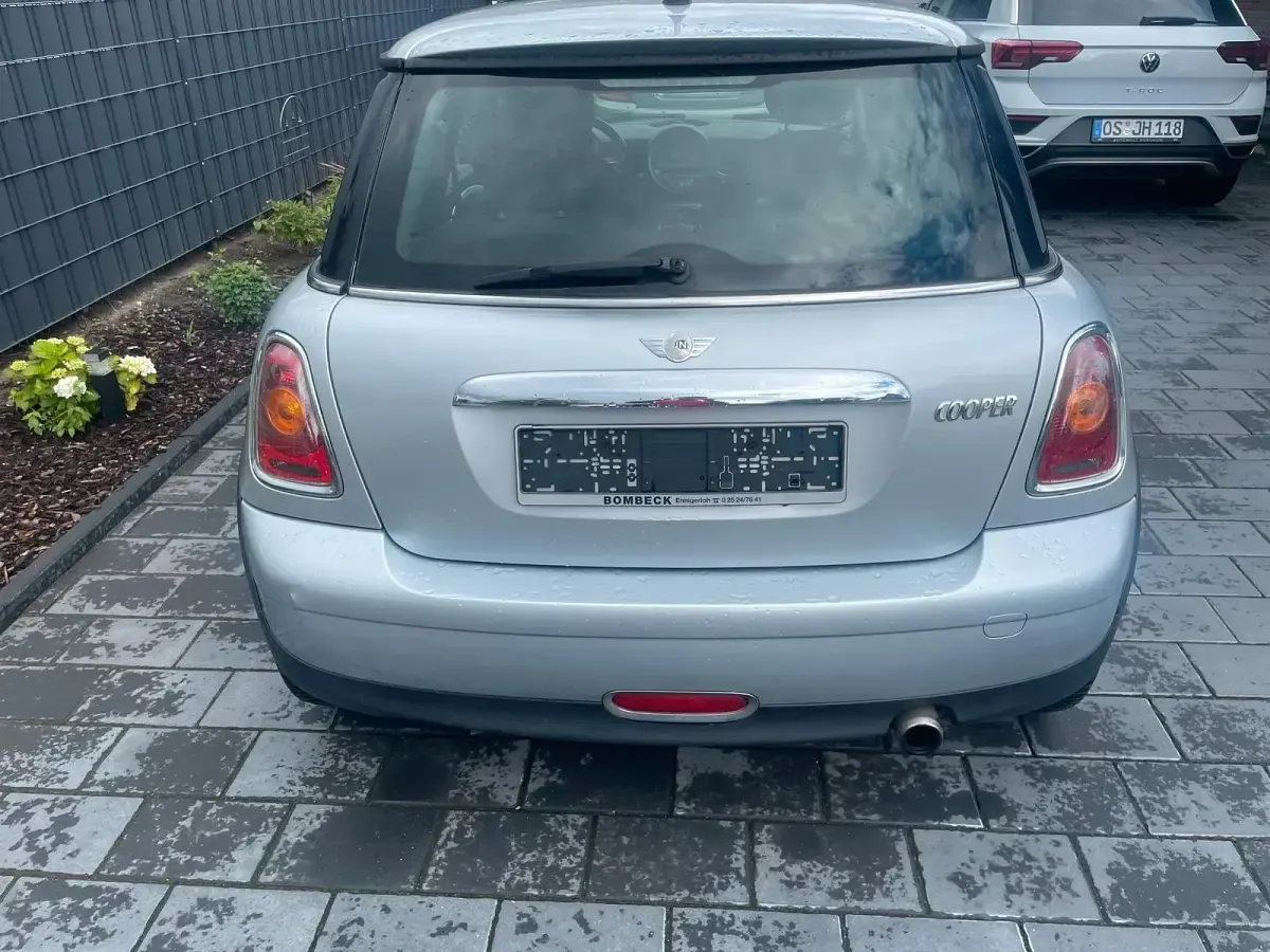 Gebraucht Mini Cooper 122 PS (89 kW) 2010 Silber Kleinwagen