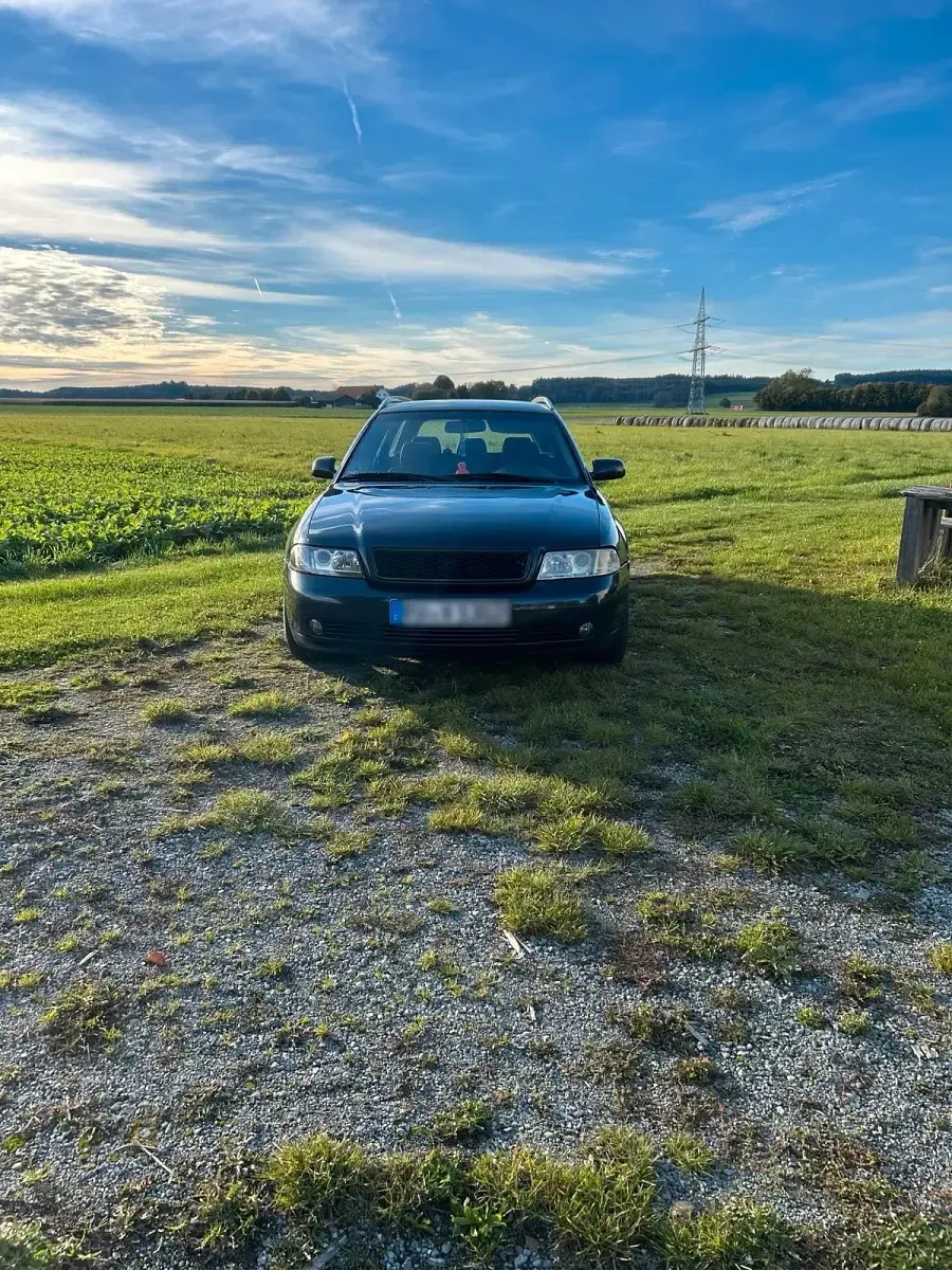 Gebraucht Audi A4 150 PS (110 kW) 1999 Schwarz Kombi