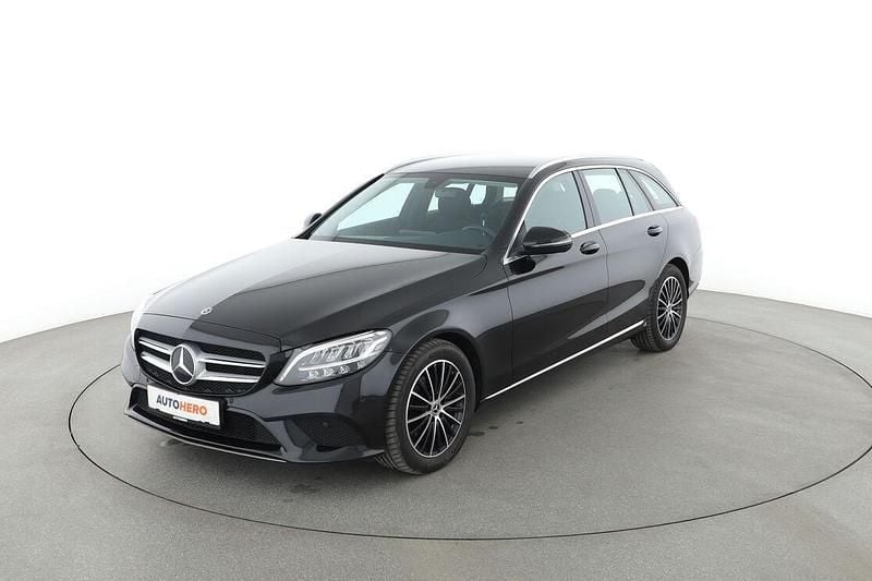 Schwarz Gebraucht 2018 Mercedes C220 Avantgarde Kombi | 20.750 € (Superpreis) - Bild 1/3