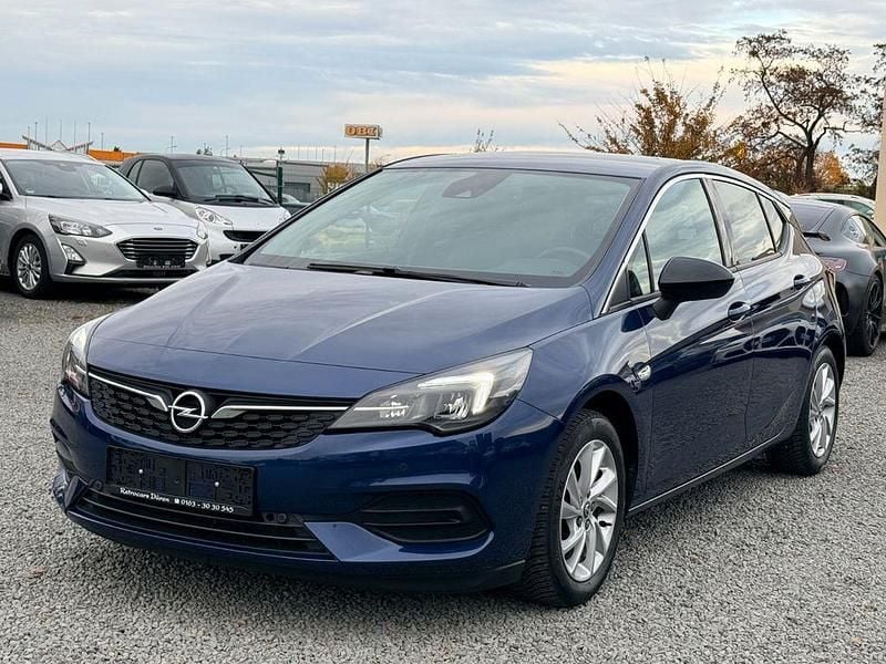 Blau Gebraucht 2021 Opel Astra Elegance Limousine | 10.850 € (Superpreis) - Bild 1/4