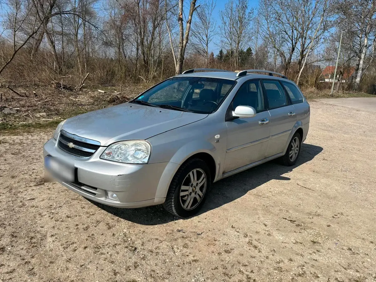 Gebraucht Chevrolet Nubira 121 PS (88 kW) 2008 Grau Kombi