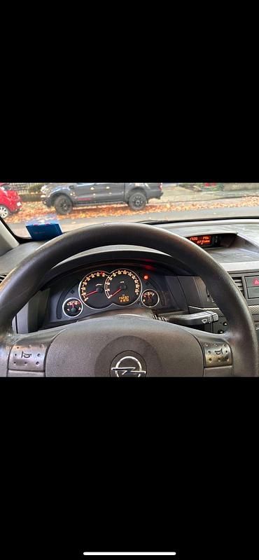 Gebraucht 2008 Opel Meriva Van / Kleinbus | 1.400 € (Guter Preis) - Bild 1/4