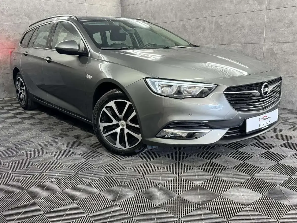 Gebraucht Opel Insignia 110 PS (80 kW) 2018 Quarz grau Kombi