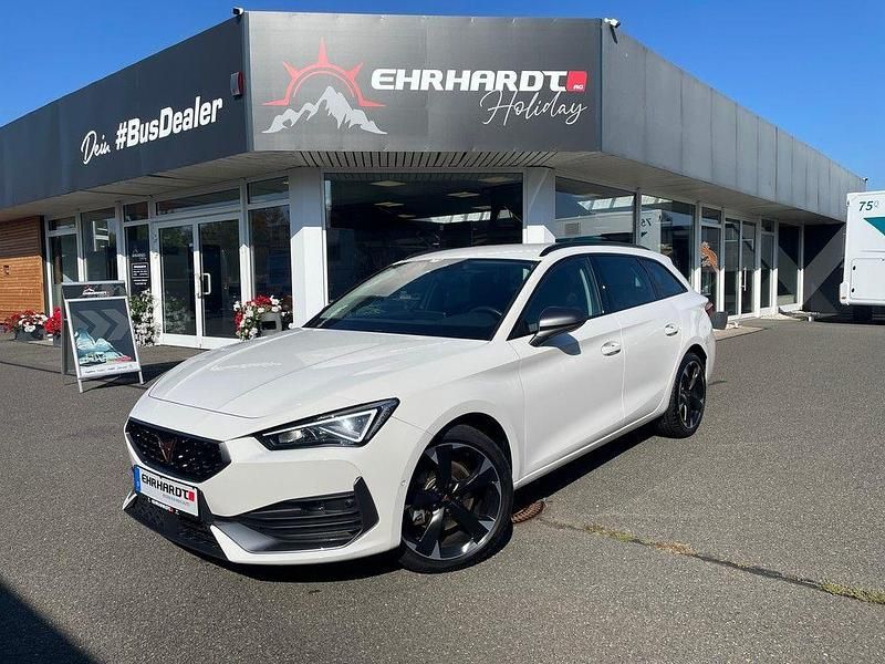 Weiß Gebraucht 2024 Cupra Leon Limousine | 29.490 € (Fairer Preis) - Bild 1/3