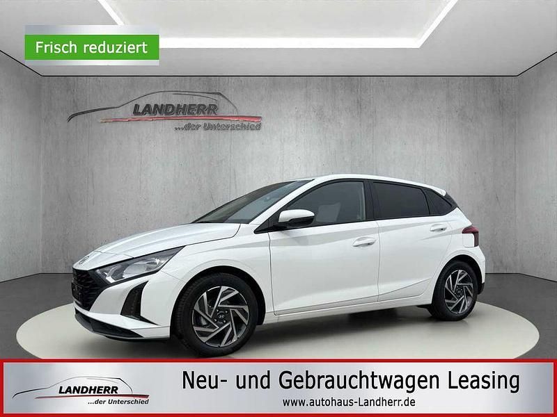 Weiß Neu 2025 Hyundai i20 Limousine | 17.240 € (Guter Preis) - Bild 1/4