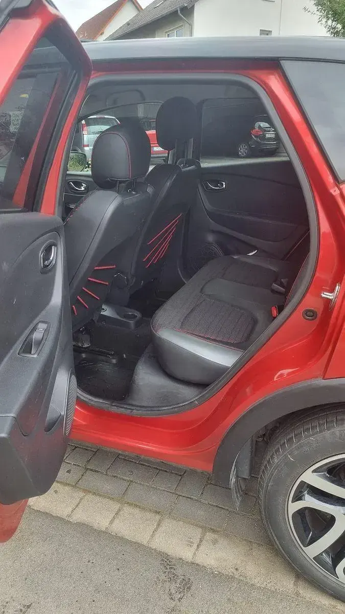 Gebraucht Renault Captur 90 PS (66 kW) 2015 Rot SUV