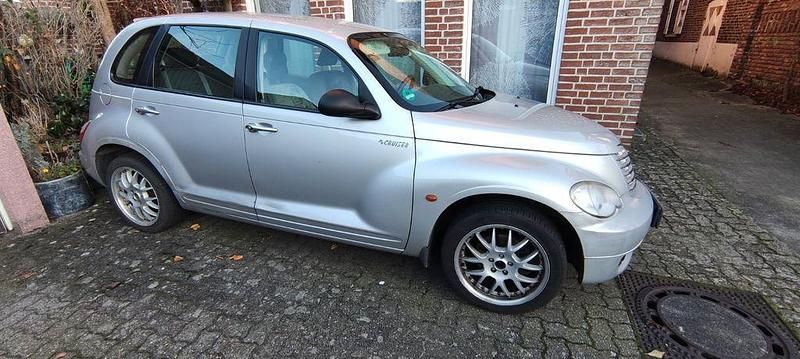 Gebraucht Chrysler PT Cruiser Clasic 116 PS (85 kW) 2007 Silber Van / Kleinbus