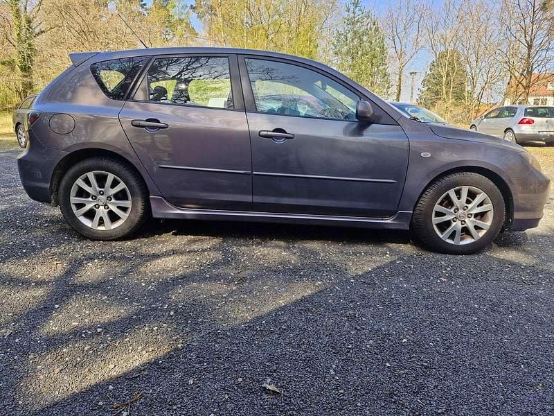 Second-hand Mazda 3 Active 105 CP (77 kW) 2006 Gri Berlinǎ