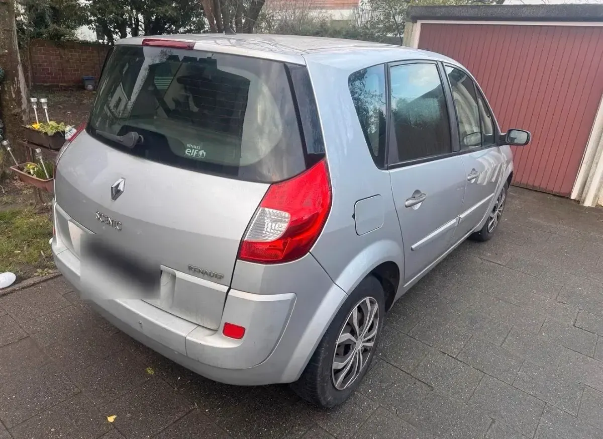 Gebraucht Renault Scenic E-Tech Avantage 131 PS (96 kW) 2007 Silber Van / Kleinbus