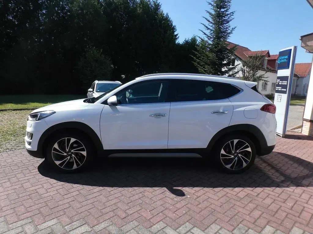 Gebraucht Hyundai Tucson Premium 136 PS (100 kW) 2019 Weiß SUV