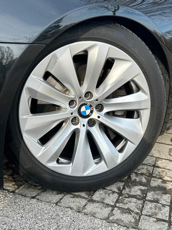 Gebraucht BMW ActiveHybrid 7 465 PS (342 kW) 2012 Schwarz Limousine