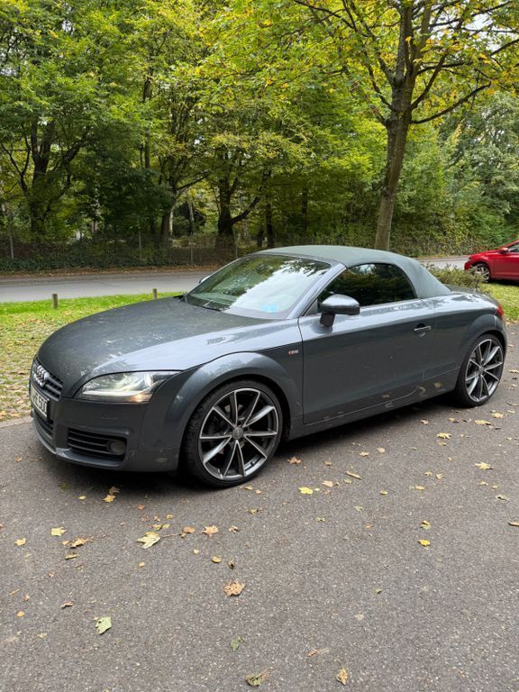 Grau Gebraucht 2007 Audi TT Roadster Sport Cabrio | 11.750 € (Etwas zu teuer) - Bild 1/4