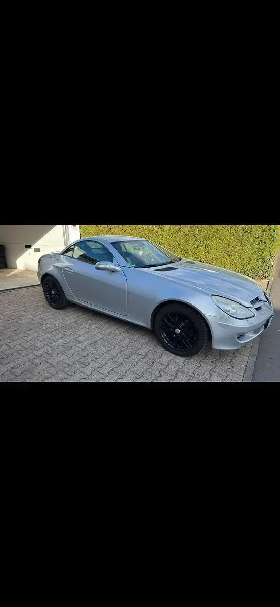 Gebraucht Mercedes SLK200 163 PS (119 kW) 2006 Silber Cabrio