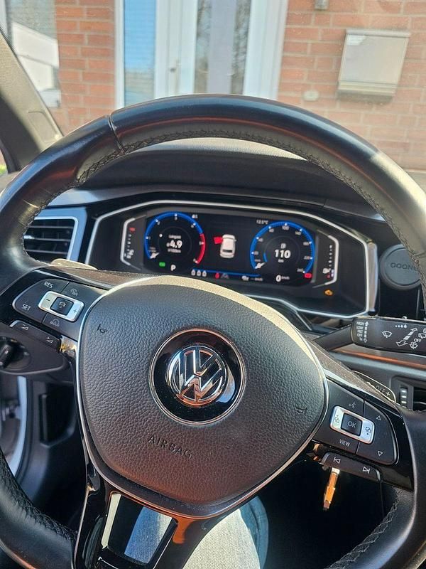 Gebraucht VW Polo 95 PS (69 kW) 2019 Weiß Kleinwagen