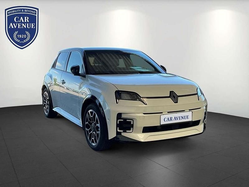 Gebraucht Renault 5 E-Tech Komfort 110 kW (150 PS) 2025 Qnc + black pearlschwarz meta Limousine