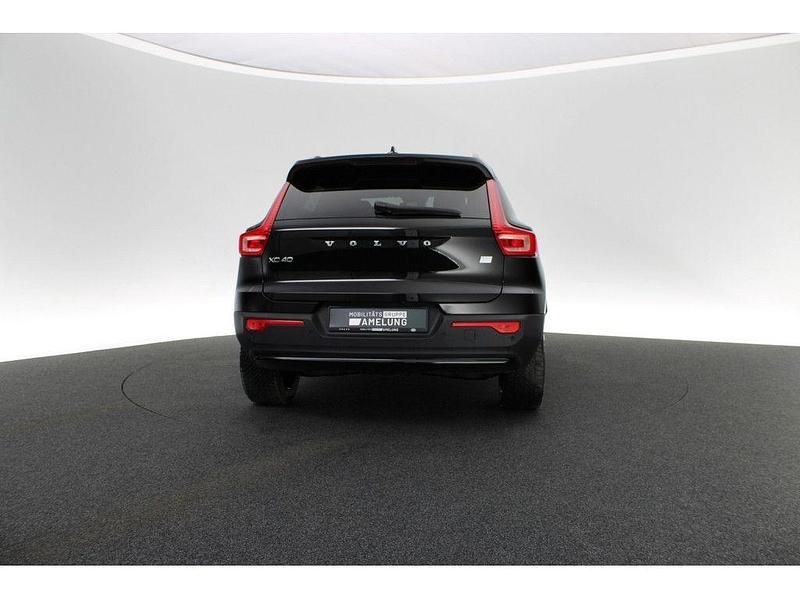 Gebraucht Volvo XC40 Core 169 kW (231 PS) 2022 Schwarz SUV