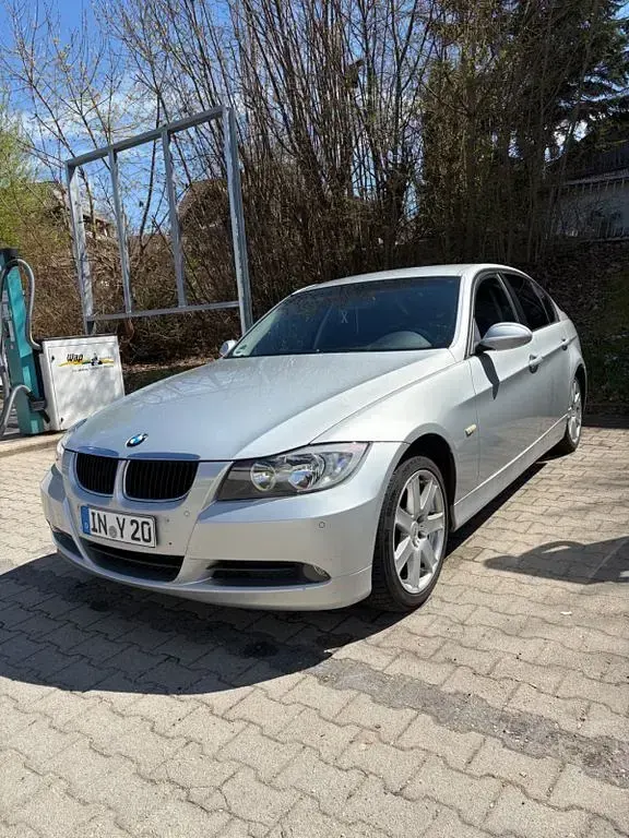 Brugt BMW 320 150 HK (110 kW) 2006 Sølv Sedan