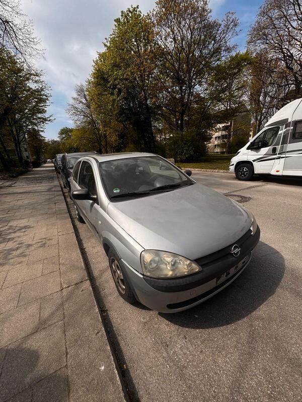 Silber Gebraucht 2003 Opel Corsa Kleinwagen | 300 € (Superpreis) - Bild 1/4
