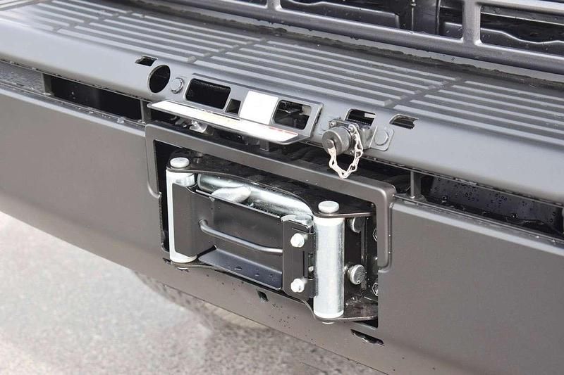 Neu Toyota Land Cruiser 228 PS (167 kW) 2026 Grey metal SUV
