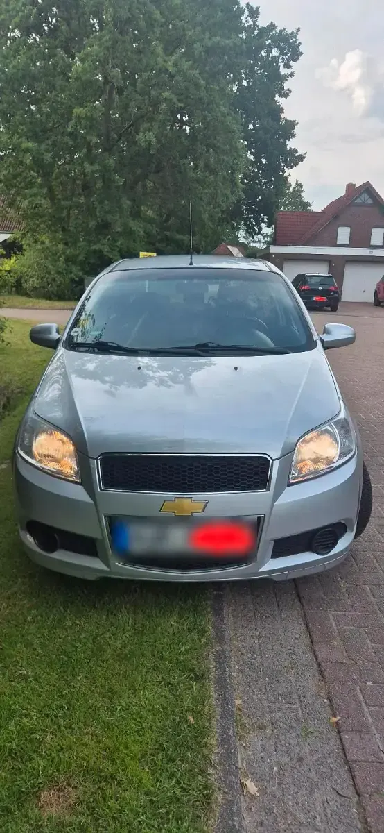 Gebraucht Chevrolet Aveo 84 PS (61 kW) 2009 Grau Kleinwagen