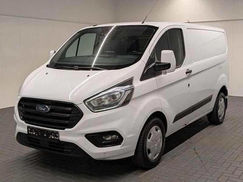 Weiß (frostweiss) Gebraucht 2018 Ford Transit Custom Limousine | 21.980 € (Guter Preis) - Bild 1/4