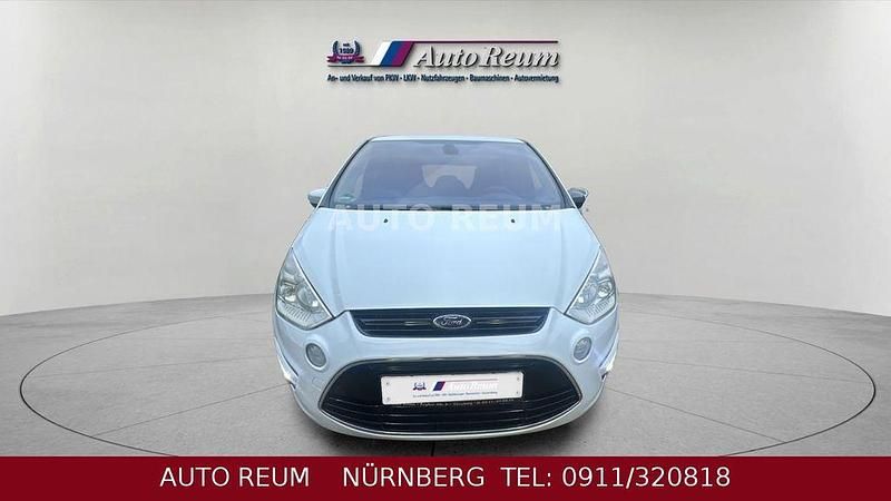 Gebraucht Ford S-MAX Titanium 163 PS (119 kW) 2014 Weiß Van / Kleinbus