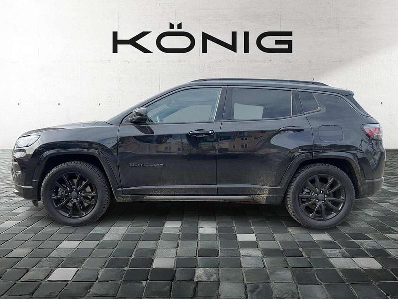 Gebraucht Jeep Compass 179 PS (131 kW) 2022 Carbon black (5ce) SUV