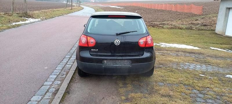 Gebraucht VW Golf IV Trendline 75 PS (55 kW) 2004 Schwarz Limousine