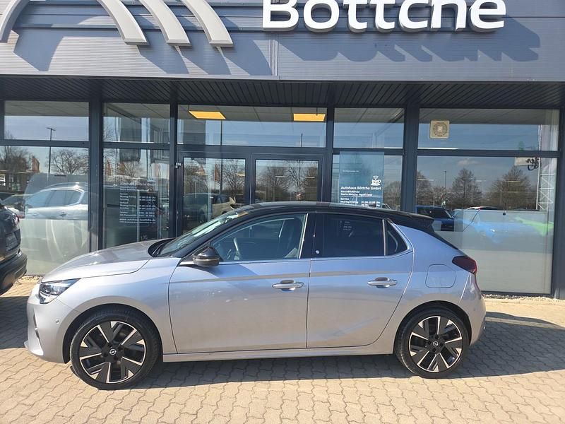 Gebraucht Opel Corsa Edition 136 PS (100 kW) 2020 Lackierung peperoncino red/typ aussenverkleidung metalliclackierung Limousine