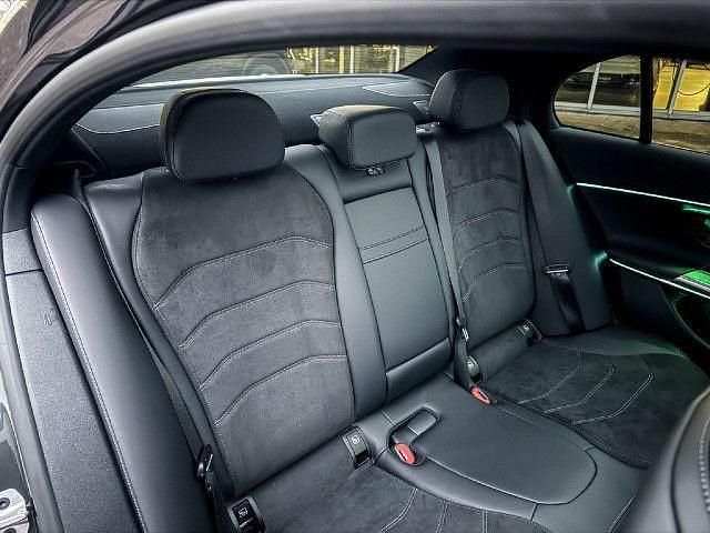 Gebraucht Mercedes E200 AMG 204 PS (150 kW) 2024 Szary Limousine
