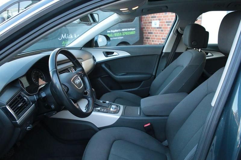 Gebraucht Audi A6 Ambiente 190 PS (139 kW) 2015 Blau Kombi