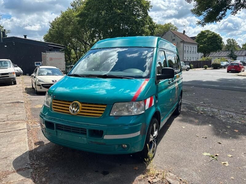 Grün Gebraucht 2010 VW T5 Van | 4.500 € (Guter Preis) - Bild 1/4