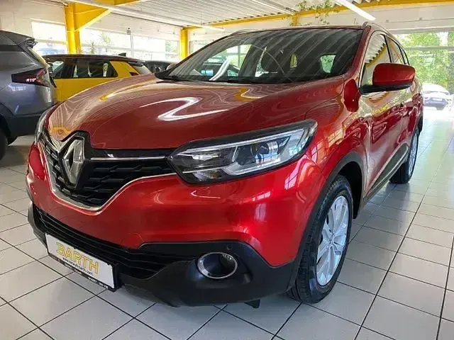 Gebraucht Renault Kadjar Experience 131 PS (96 kW) 2015 Feuerrot SUV