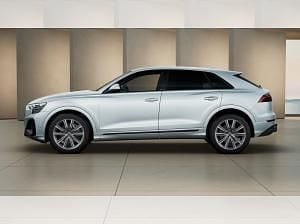 Gebraucht Audi Q8 286 PS (210 kW) 2025 Silber (satellitsilber) SUV