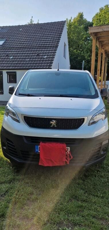 Weiß Gebraucht 2019 Peugeot Expert Van | 9.250 € (Guter Preis) - Bild 1/4