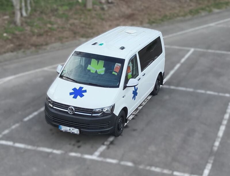 Weiß Gebraucht 2016 VW T6 Van | 16.000 € (Teuer) - Bild 1/4