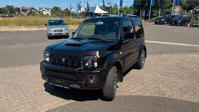 Braun Gebraucht 2016 Suzuki Jimny Comfort SUV | 15.500 € (Guter Preis) - Bild 1/4
